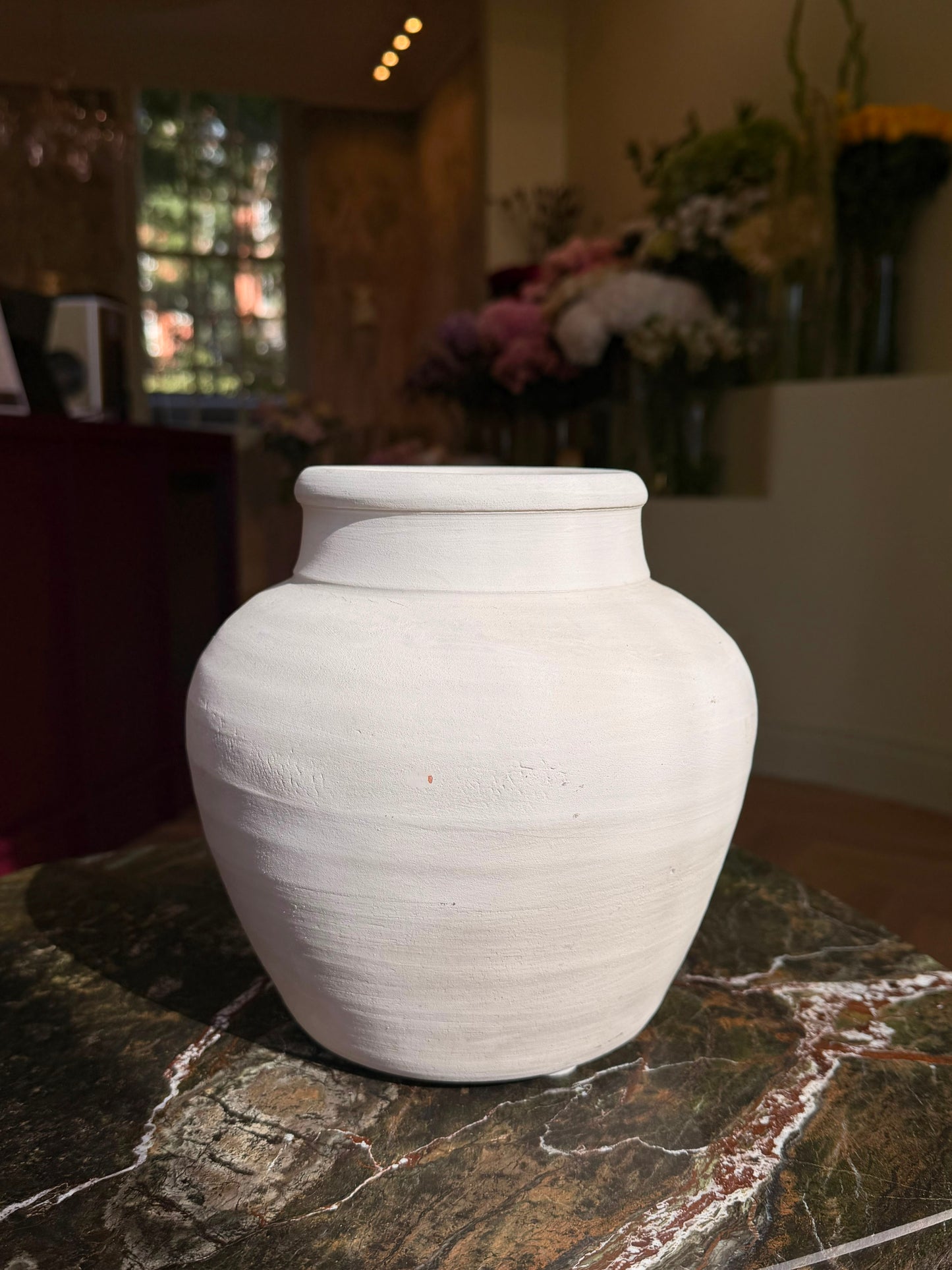 Vase 02 — Classic White Vase